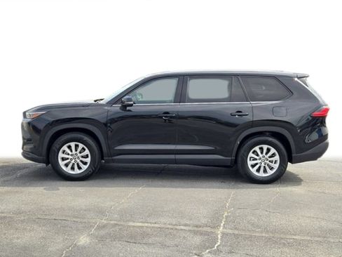 Used 2024 Toyota Grand Highlander AWD image 15