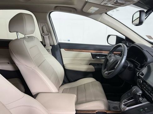 Used 2020 Honda CR-V Touring image 29