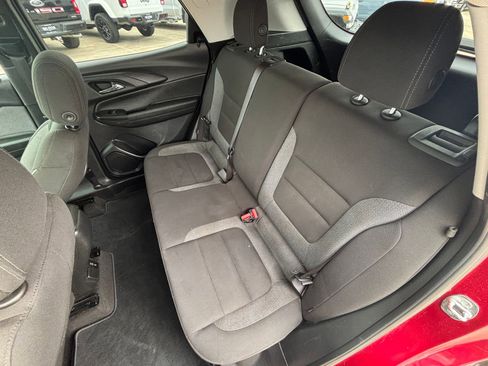 Used 2021 Chevrolet TrailBlazer LT w/ Convenience Package image 24