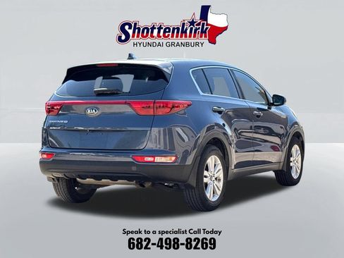 Used 2018 Kia Sportage LX FWD image 5