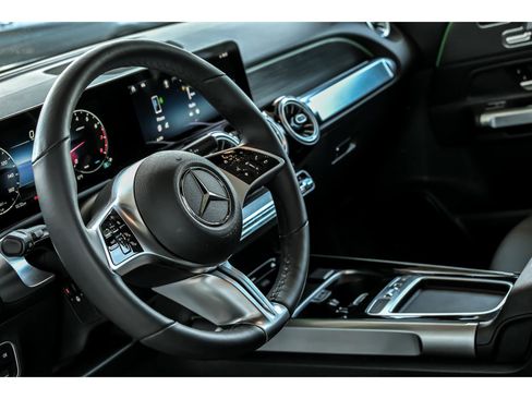 Certified 2026 Mercedes-Benz GLB 250 4MATIC image 15