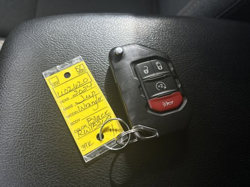 Used 2024 Jeep Wrangler Sport S w/ Convenience Group AWD/4WD image 31