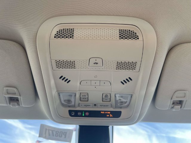 Used 2023 Cadillac XT6 Premium Luxury AWD/4WD image 33