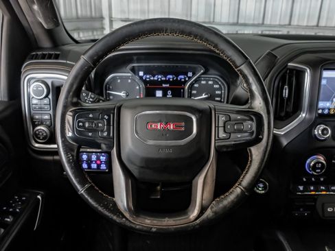 Used 2020 GMC Sierra 3500 AT4 w/ Technology Package AWD/4WD image 15