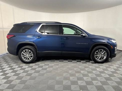Used 2022 Chevrolet Traverse LT AWD/4WD image 40