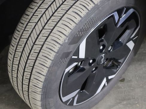 Used 2023 Kia Niro Wind w/ Wind Preserve Package FWD image 41