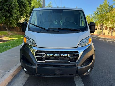 Used 2025 RAM ProMaster 2500 w/ U-Haul Equipment Group FWD image 57