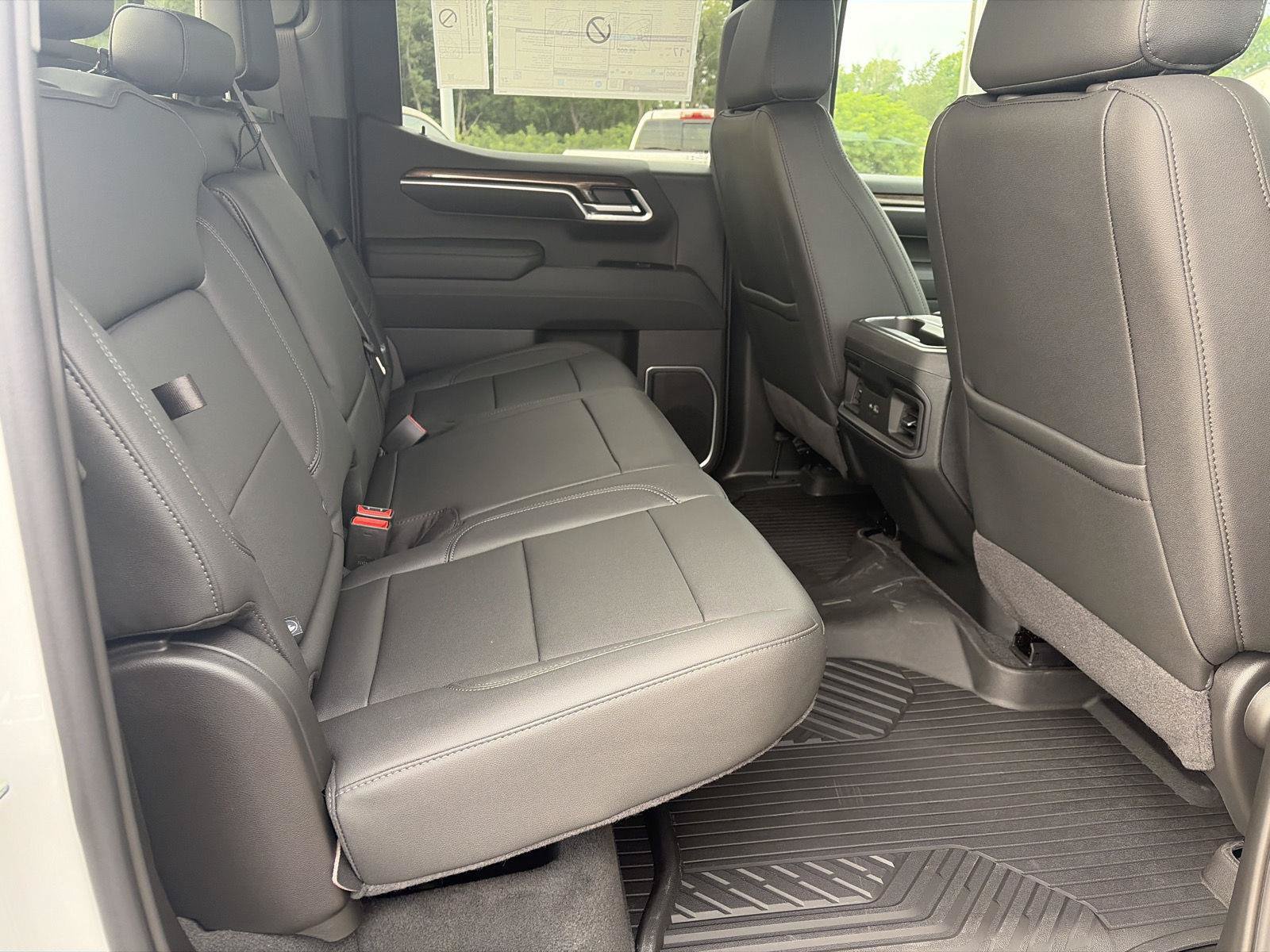 New 2026 Chevrolet Silverado 1500 RST w/ RST All Star Premium Package AWD/4WD image 16