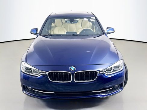 Used 2017 BMW 330e image 2