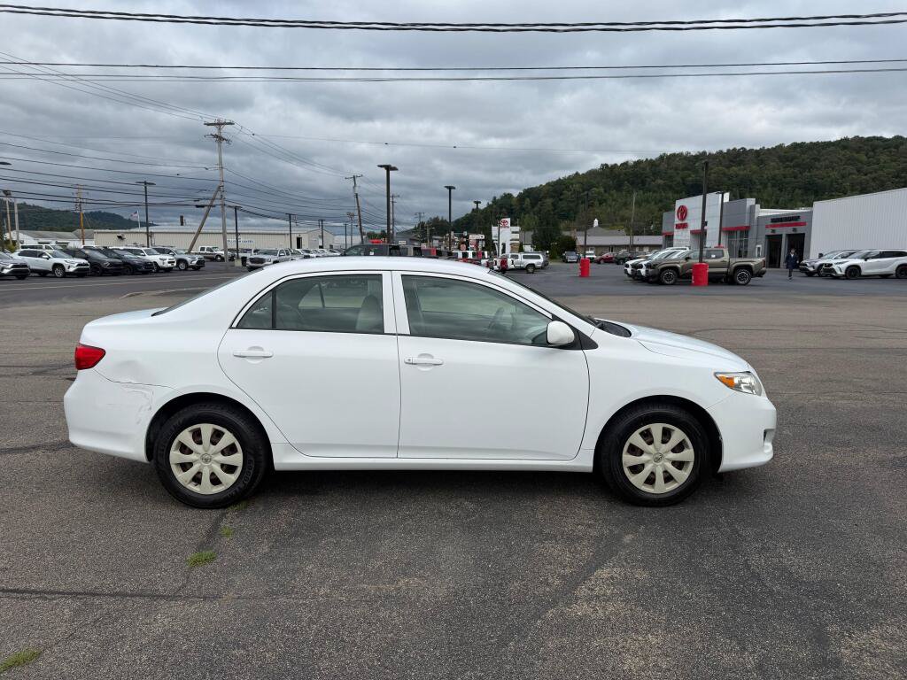Used 2009 Toyota Corolla LE FWD image 6