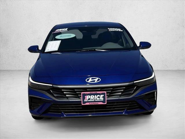 Used 2025 Hyundai Elantra Hybrid FWD image 2