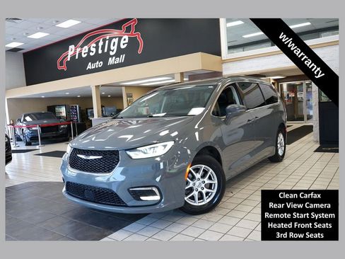 Used 2022 Chrysler Pacifica Touring-L FWD image 1