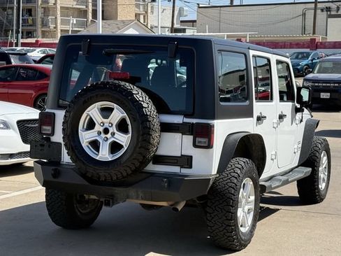 Used 2017 Jeep Wrangler Unlimited Sport w/ Max Tow Package AWD/4WD image 4