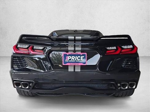 Used 2022 Chevrolet Corvette Stingray Premium Cpe w/ Z51 Performance Package RWD image 7