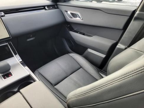Used 2025 Land Rover Range Rover Velar Dynamic SE image 19