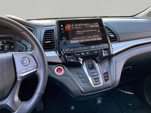 Used 2023 Honda Odyssey EX-L image 9