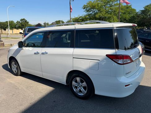 Used 2011 Nissan Quest SV FWD image 3