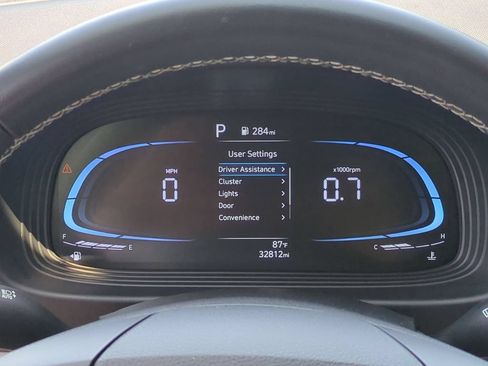 Used 2025 Hyundai Venue SEL FWD image 16