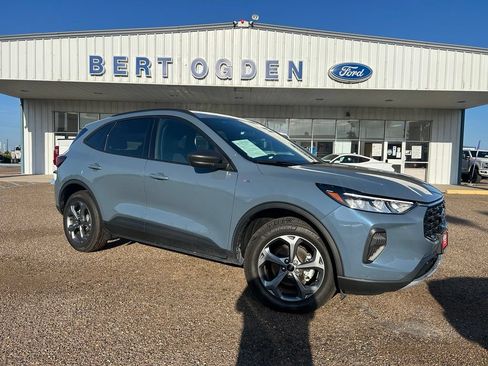 Used 2025 Ford Escape ST-Line w/ Tech Pack #1 AWD/4WD image 1