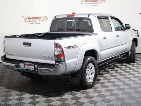 Used 2012 Toyota Tacoma PreRunner w/ TRD Off-Road Pkg RWD image 5