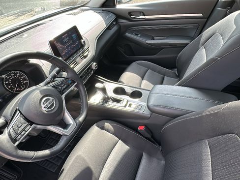 Certified 2019 Nissan Altima 2.5 SV image 23