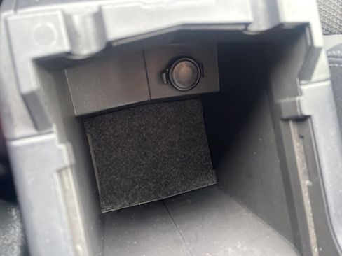 Used 2023 Subaru Forester Premium image 39