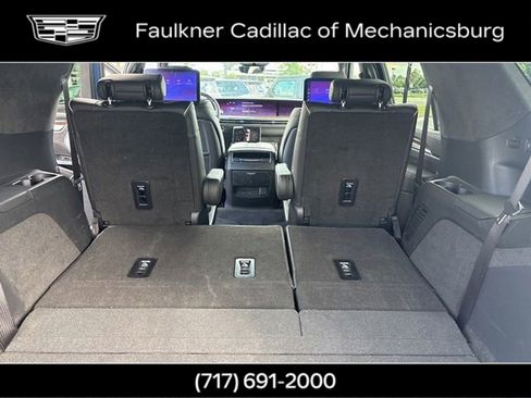 Certified 2025 Cadillac Escalade Sport Platinum AWD/4WD image 15