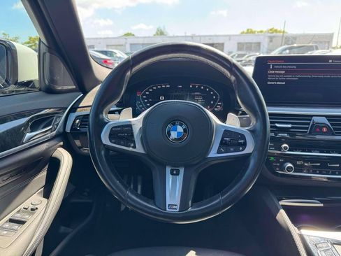 Used 2021 BMW 530i xDrive w/ M Sport Package AWD/4WD image 23