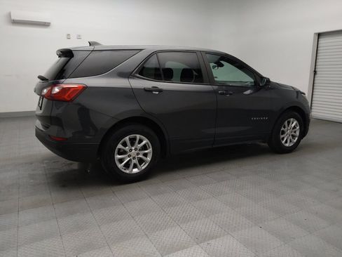 Used 2021 Chevrolet Equinox LS w/ LS Convenience Package image 10