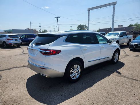 Used 2020 Buick Enclave Essence w/ Sound and Sites Package FWD image 10