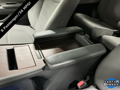 Used 2021 Toyota Sienna LE image 30
