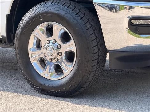 Used 2025 RAM 2500 Big Horn AWD/4WD image 24