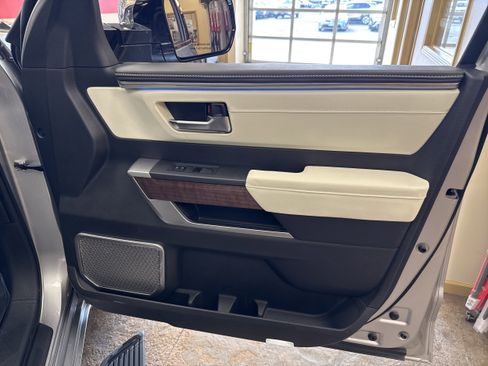 Used 2023 Toyota Tundra Capstone AWD/4WD image 20