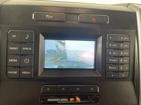 Used 2016 Ford F150 XLT image 16