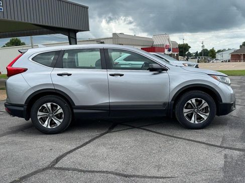 Used 2019 Honda CR-V LX image 2