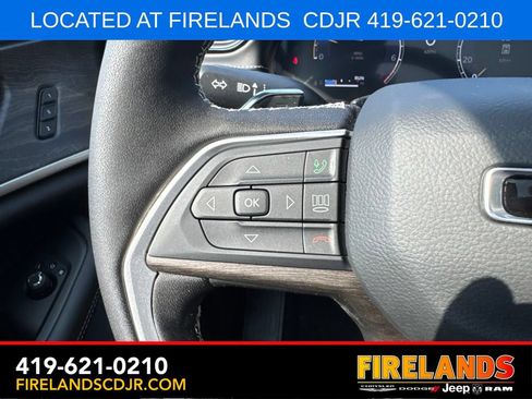 New 2026 Jeep Grand Cherokee L Limited AWD/4WD image 18