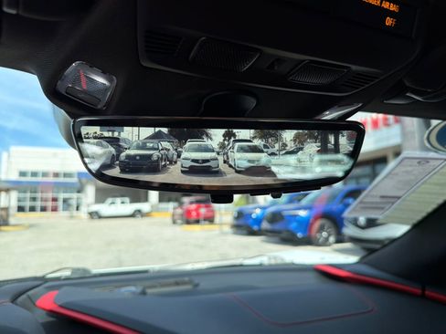 Used 2024 Chevrolet Corvette Stingray Preferred Cpe w/ Z51 Performance Package image 21