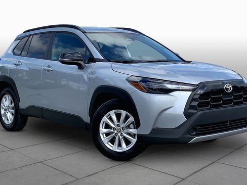 Certified 2026 Toyota Corolla Cross LE FWD image 3