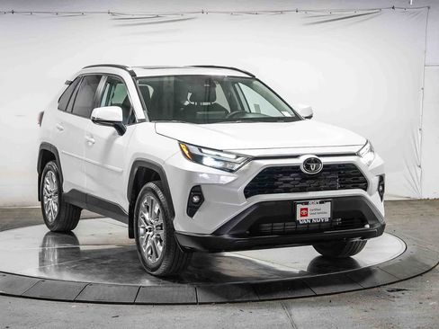 Certified 2024 Toyota RAV4 XLE Premium FWD image 6