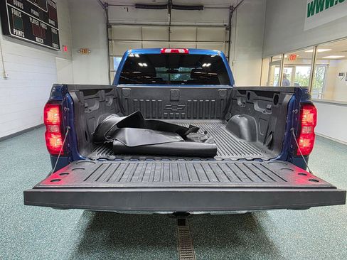 Used 2017 Chevrolet Silverado 1500 LT w/ All Star Edition AWD/4WD image 21