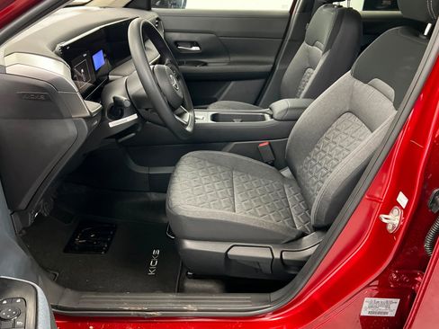 New 2026 Nissan Kicks SV image 17