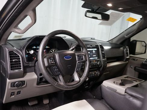 Used 2015 Ford F150 XLT w/ Equipment Group 302A Luxury RWD image 7