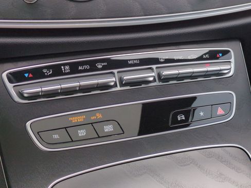 Used 2023 Mercedes-Benz E 350 Sedan image 26