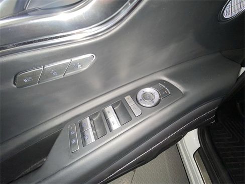 Used 2025 Genesis GV80 2.5T Standard image 13