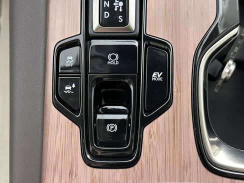 Used 2023 Lexus RX 350 350h Luxury w/ Accessory Package (Z1) image 29