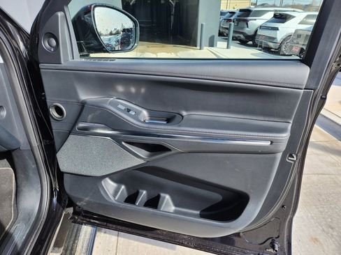 Used 2025 Lincoln Navigator Reserve image 20