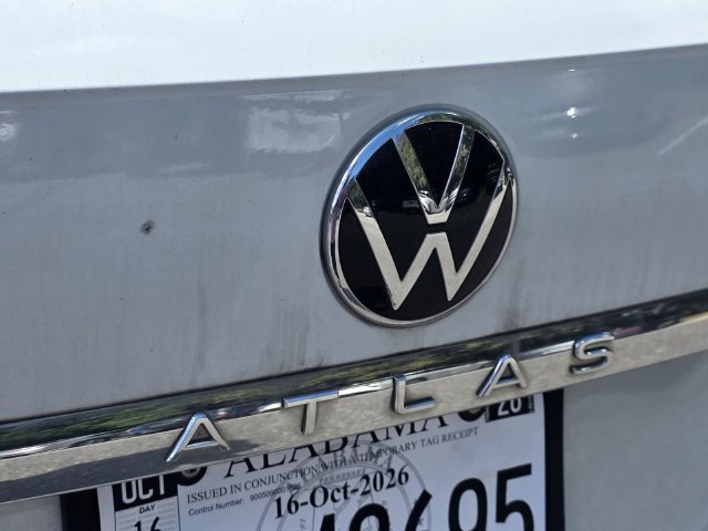 Used 2020 Volkswagen Atlas Cross Sport SEL R-Line AWD/4WD image 17