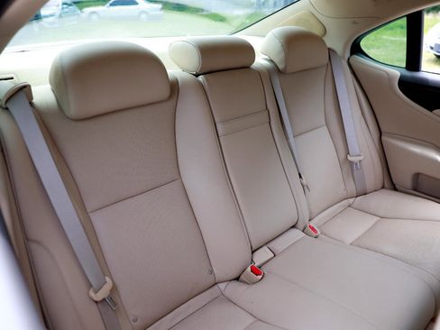 Used 2007 Lexus LS 460 image 14