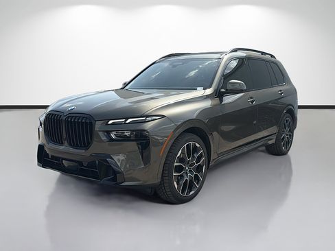 Used 2026 BMW X7 xDrive40i w/ Executive Package AWD/4WD image 7