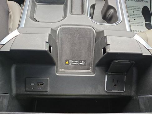 Used 2024 Chevrolet Silverado 1500 LT Trail Boss w/ LT Trail Boss Premium Package image 22